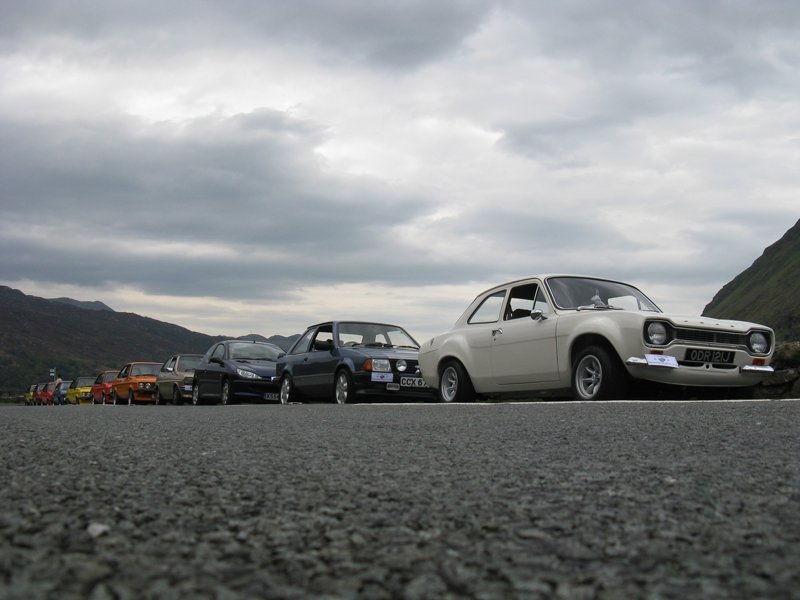 Classic Fords take a break next to Mount Snowdon Classic Fords take a break next to Mount Snowdon