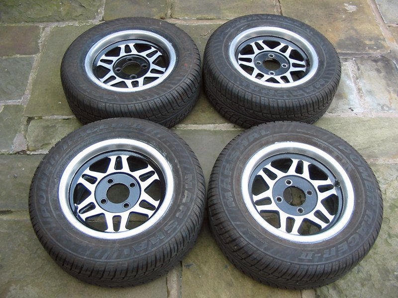 New boots KN Mercury 6 x 13 alloys with Marshall Power Racer II 205/60/13 tyres